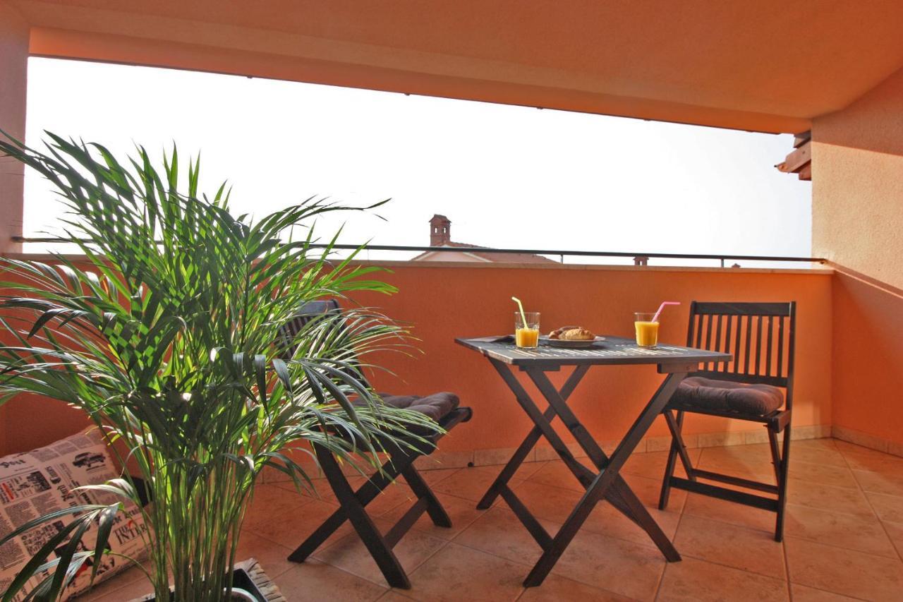 Brijunisol - 3 Apartments Top Position Near The Beautiful Beach Fažana Kültér fotó