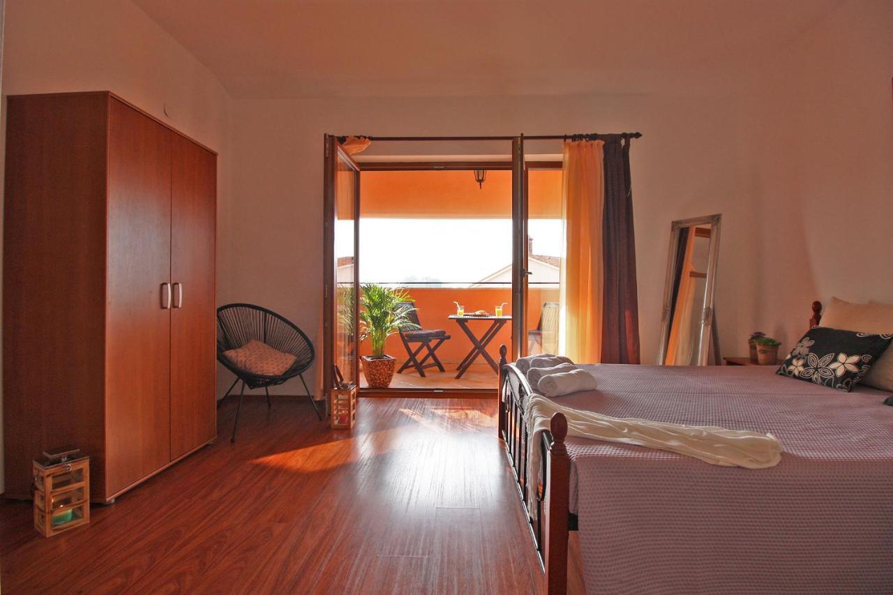 Brijunisol - 3 Apartments Top Position Near The Beautiful Beach Fažana Kültér fotó