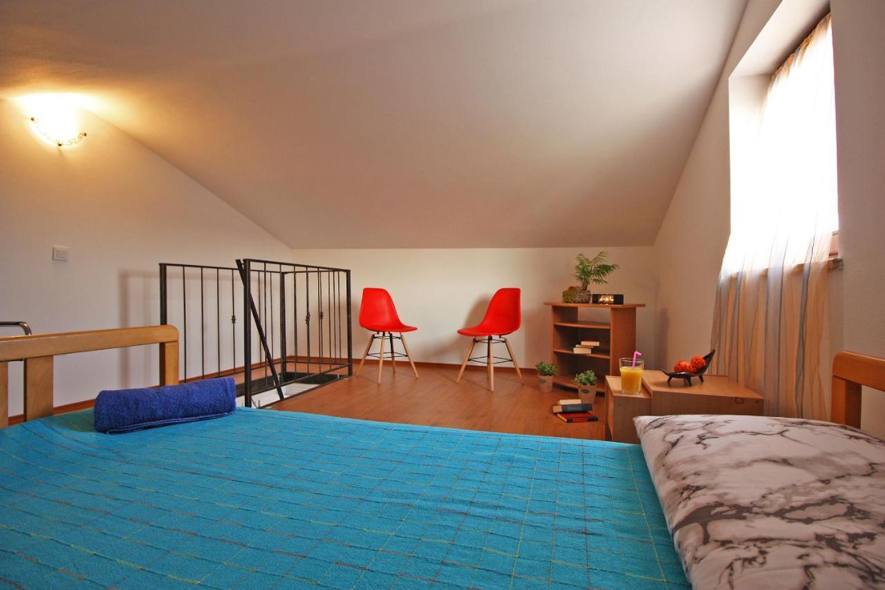 Brijunisol - 3 Apartments Top Position Near The Beautiful Beach Fažana Kültér fotó