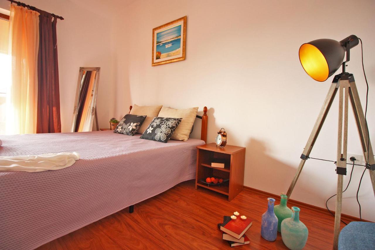 Brijunisol - 3 Apartments Top Position Near The Beautiful Beach Fažana Kültér fotó